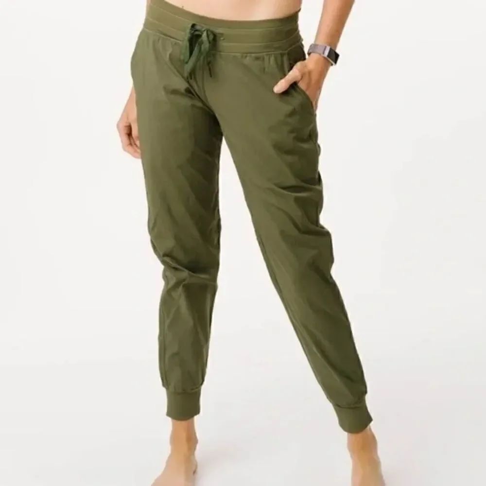 ZYIA Active Trail Jogger Pants Size XS olive green 